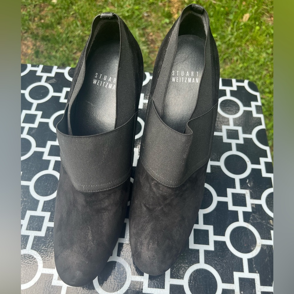 Stewart Weitzman, black stiletto closed toe heels, size 9M